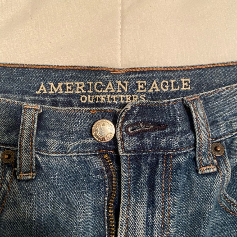 American Eagle Mom Jeans